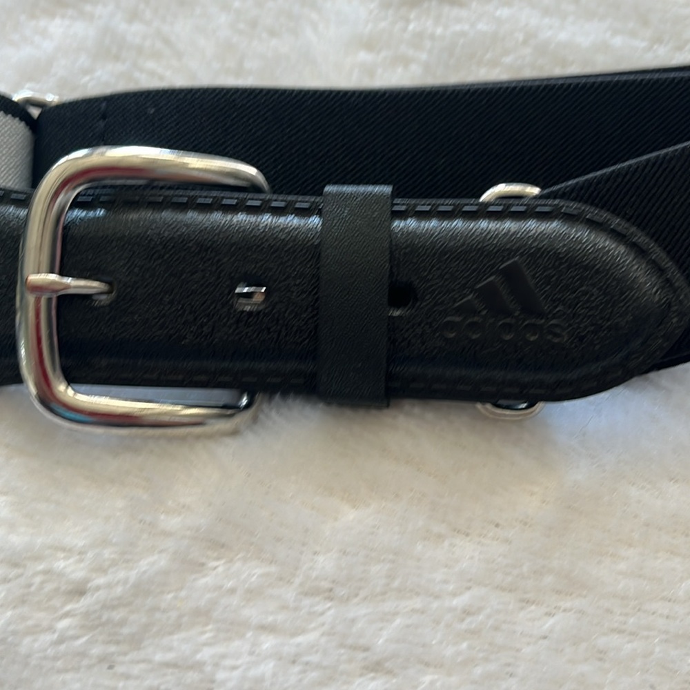 Boys Adidas adjustable baseball belt - Picture 2 of 3